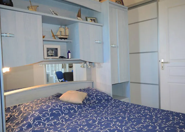 شقة 3 Pieces Mezzanine - 6 Couchages - Sur Ar930-302 *